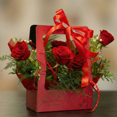 Borsetta Floreale con Rose Rosse - Idea Regalo San Valentino Torino Emozioni
