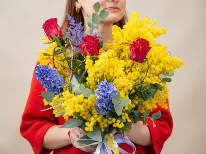Bouquet mimose rose rosse giacinti