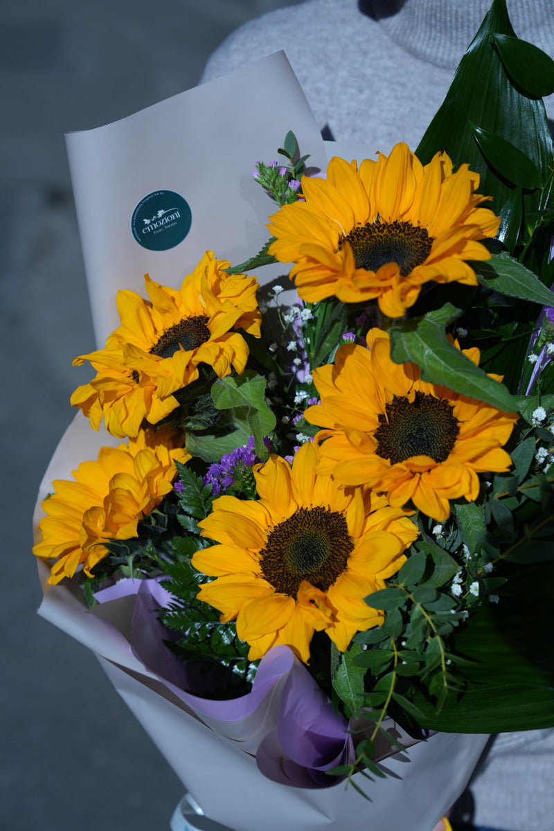 Bouquet di girasoli freschi – Consegna a Torino