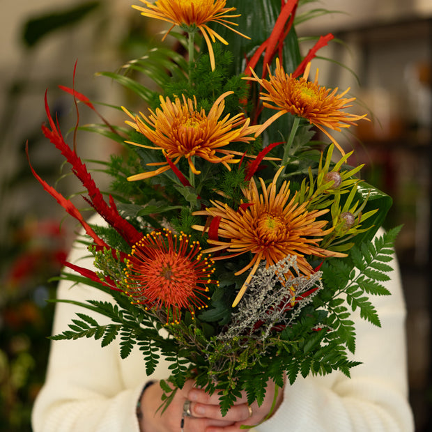 Bouquet con Crisantemi Arancio e Fiori di Stagione | Consegna a Torino