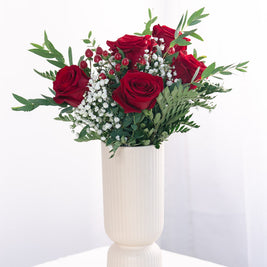 Bouquet con Rose Rosse e Hypericum | Consegna a Torino