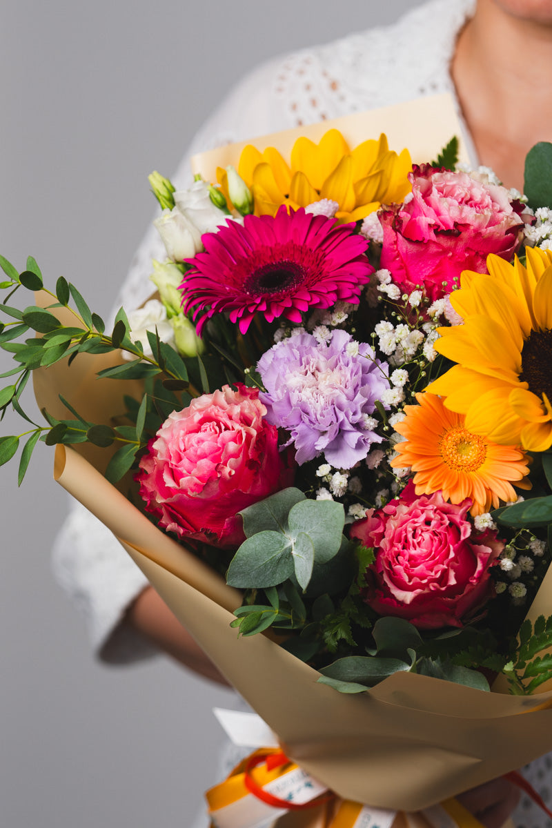Bouquet Colorato con Girasoli, Gerbere e Rose | Consegna a Torino