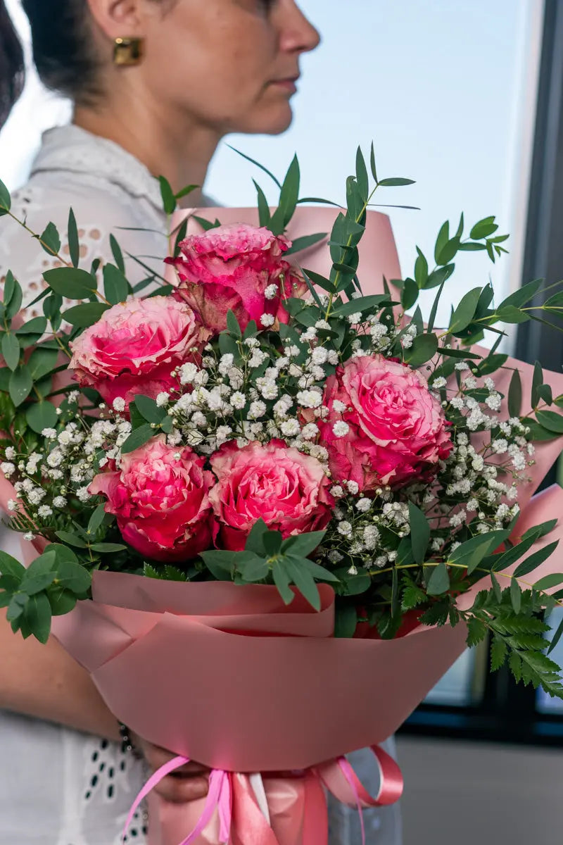 Bouquet di Rose Rosa e Gypsophila | Consegna a Torino Emozioni
