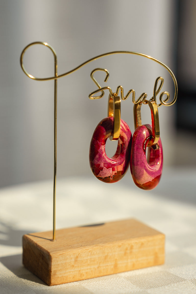 Orecchini Rosa Fucsia Effetto Mosaico – Acciaio Dorato | Clay Design Blossom Shine