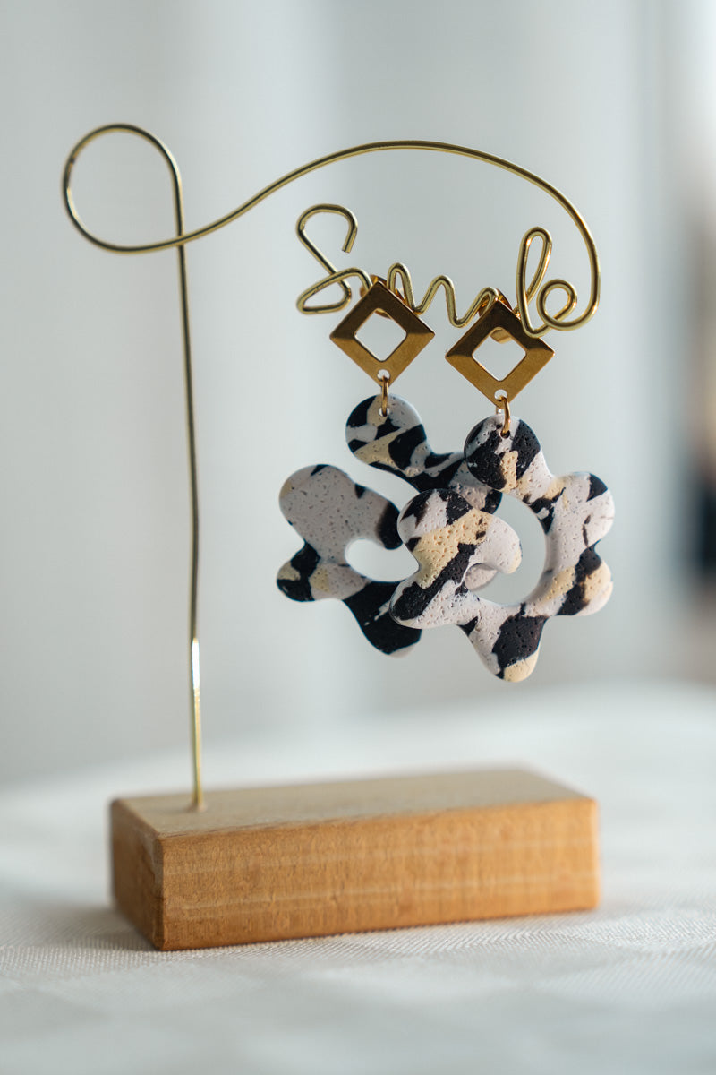 Orecchini Pendenti Effetto Maculato – Argilla Artigianale | Clay Design
