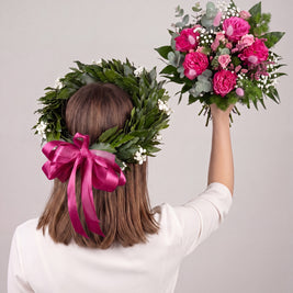 Corona e bouquet di laurea con rose fucsia — Emozioni Fiori Torino
