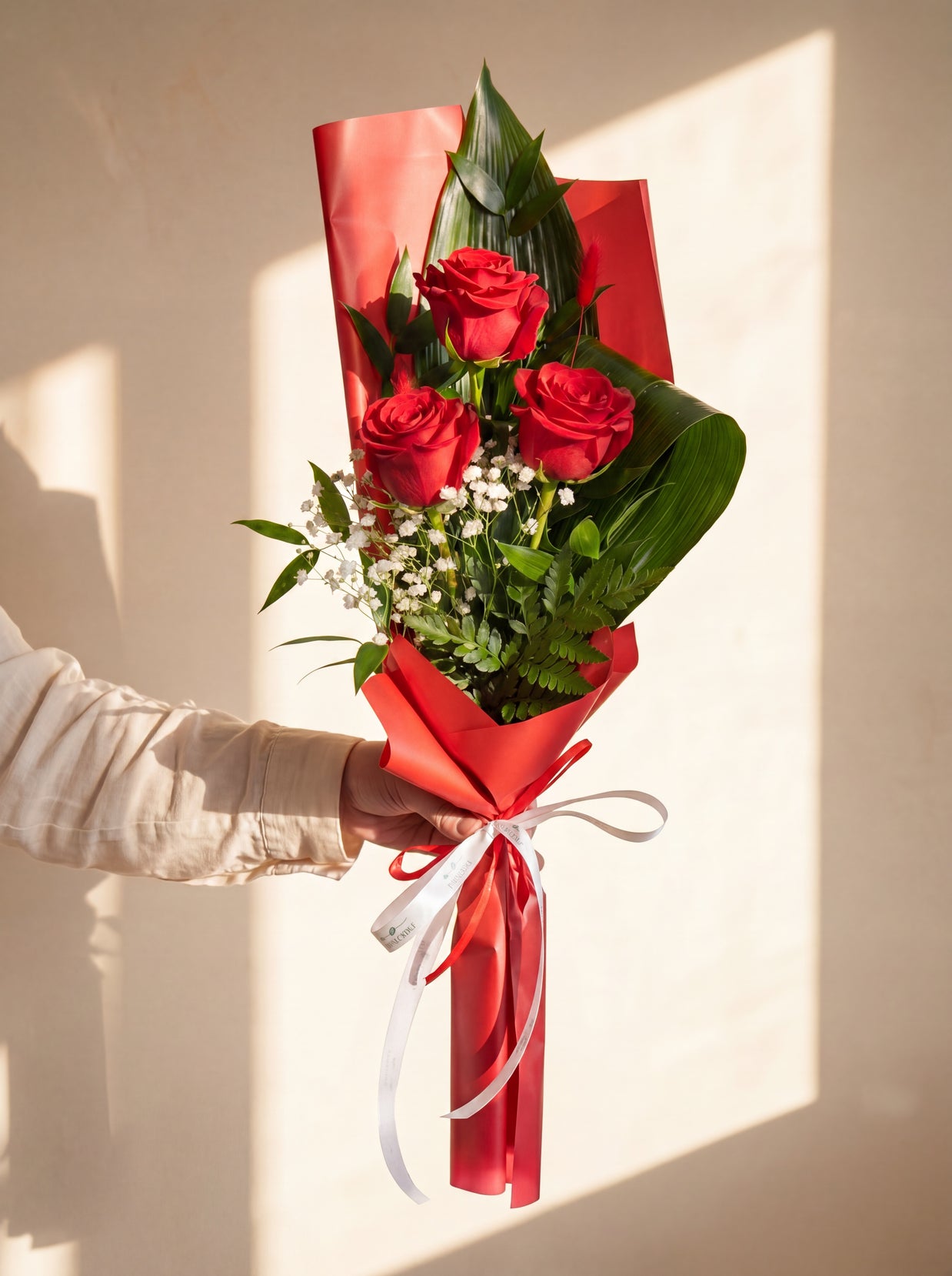 Rose rosse confezionate, 3 rose — Torino