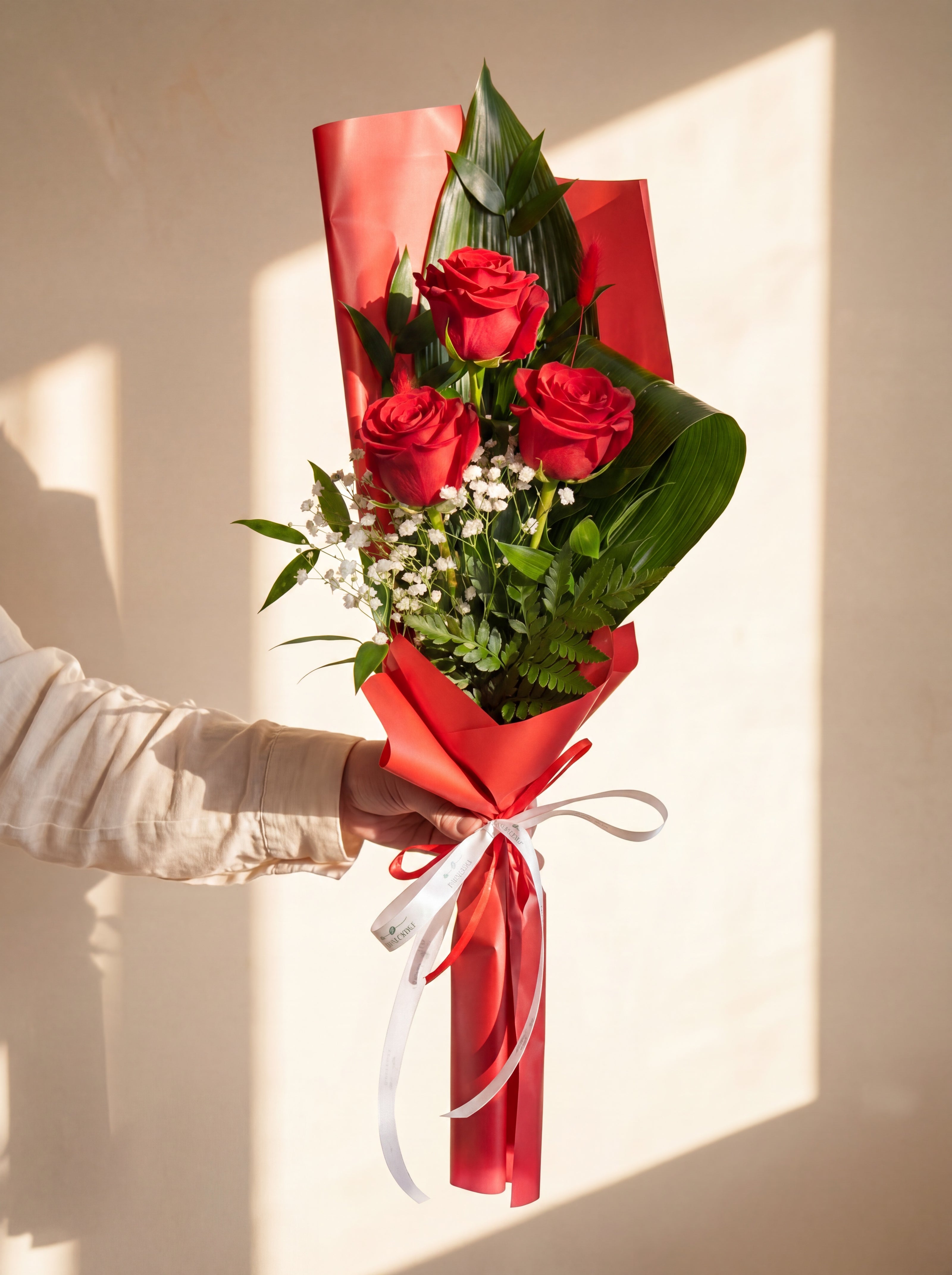 Rose rosse confezionate, 3 rose — Torino