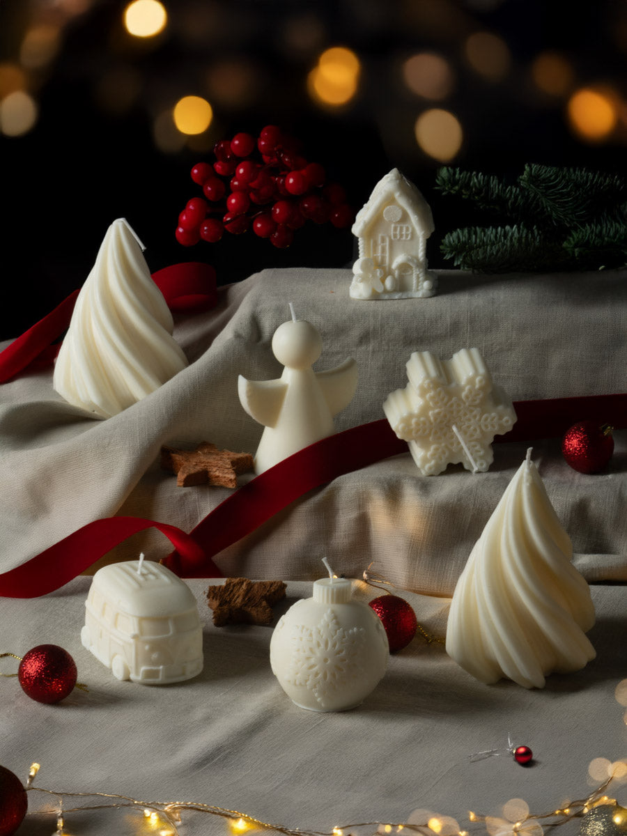 Candela Palla di Natale in Cera di Soia – Artigianale e Decorativa