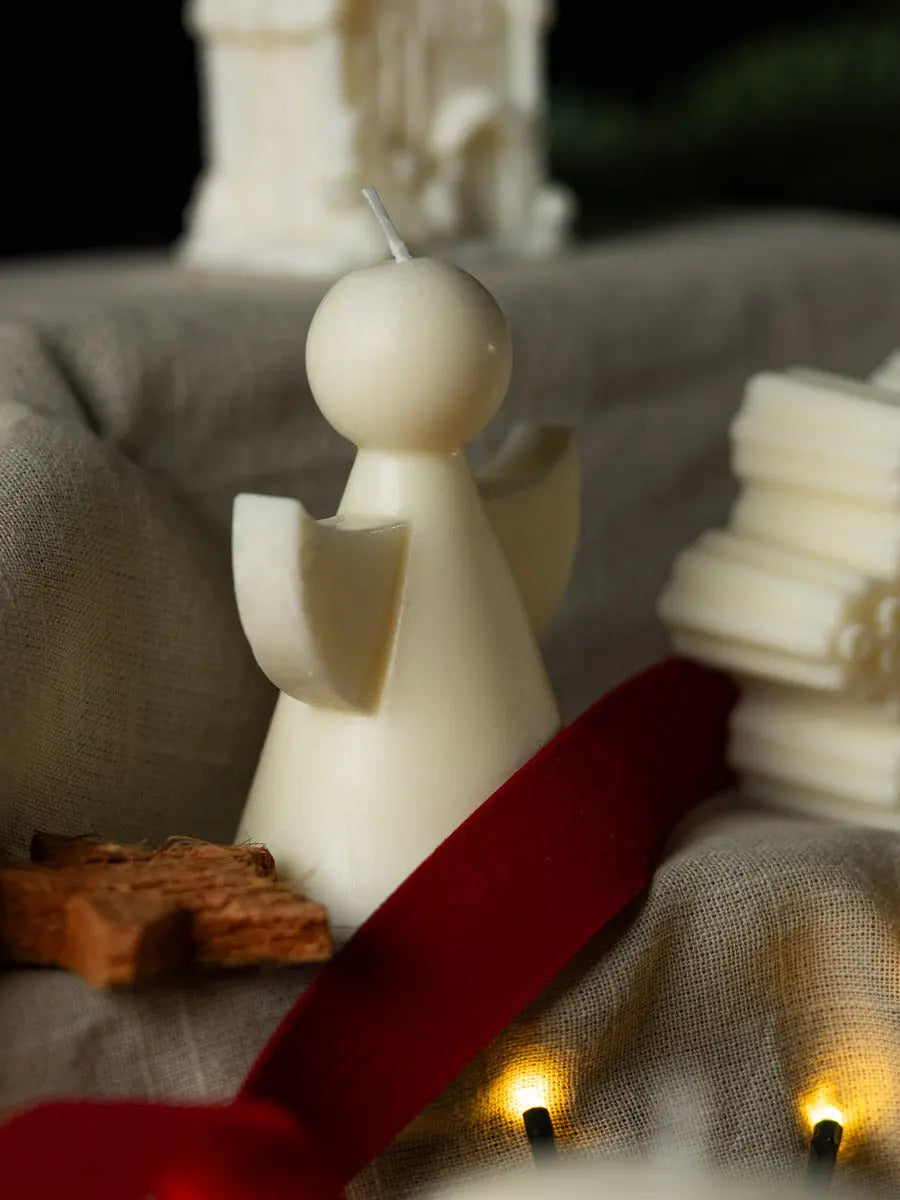 Candela Angelo in Cera di Soia – Decorazione Artigianale Natalizia Emozioni