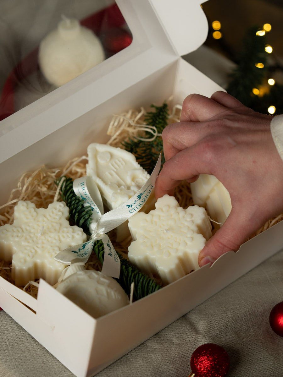 Gift Box Natale – 6 Candele Artigianali in Cera di Soia