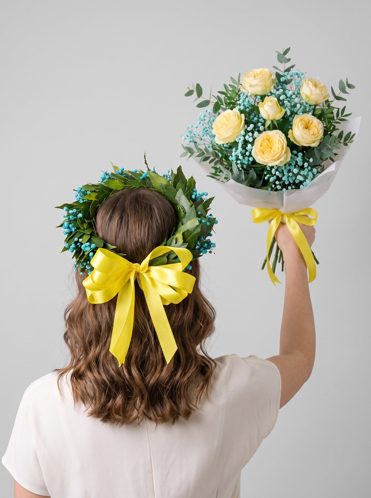Set corona e bouquet di laurea con gypsophila turchese — Emozioni Torino