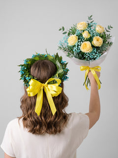 Corona + Bouquet di Laurea con Gypsophila Turchese