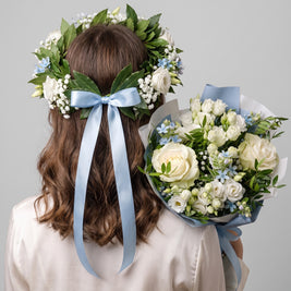 Set corona e bouquet di laurea con lisianthus e tweedia azzurra — Emozioni Torino