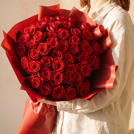 Mazzo di 50 rose rosse — Emozioni Fiori Torino