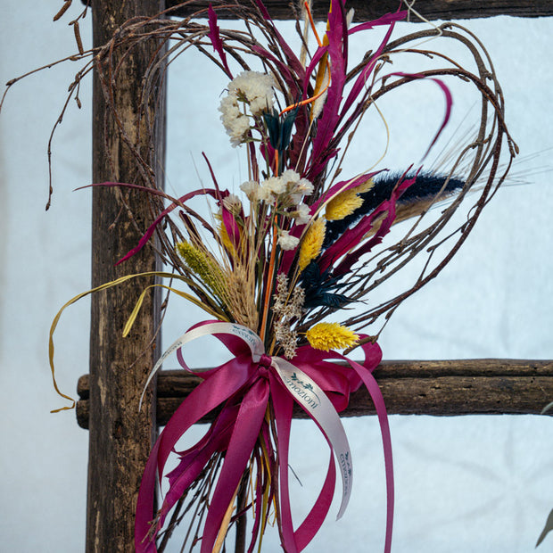 Cuore di Fiori Secchi in Toni Fucsia | Decorazione Artigianale