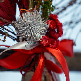 Cuore di Fiori Secchi Rossi | Elegante Decorazione Artigianale